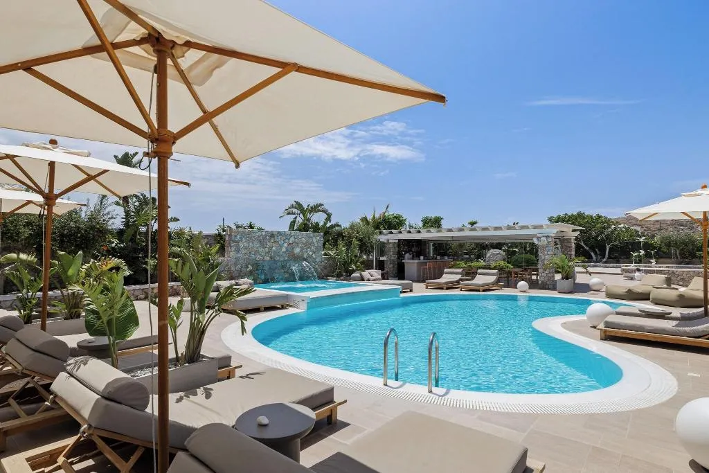 Pool, Orabel Suites, Santorini