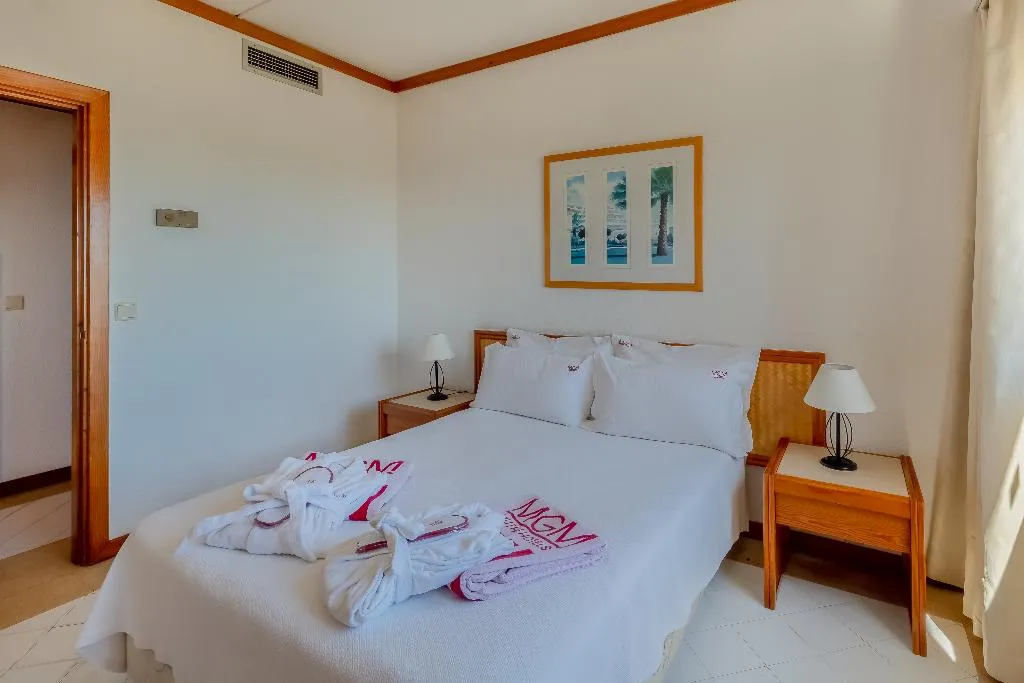 APARTMENT SUPERIOR TWO BEDROOMS Room, Muthu Oura Praia Hotel, Algarve