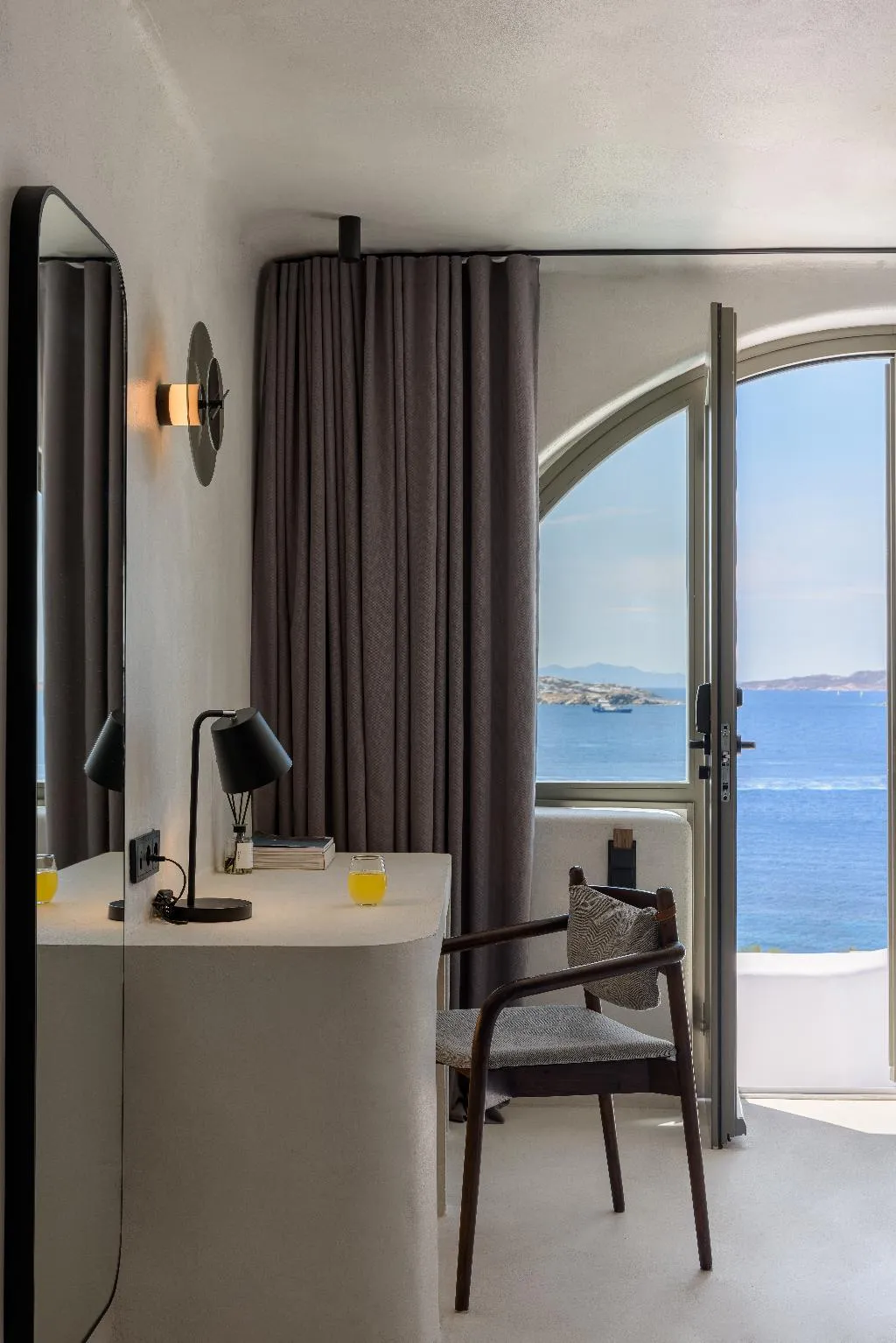 SUITE SEA FRONT Room, Rocabella Mykonos Hotel, Mykonos