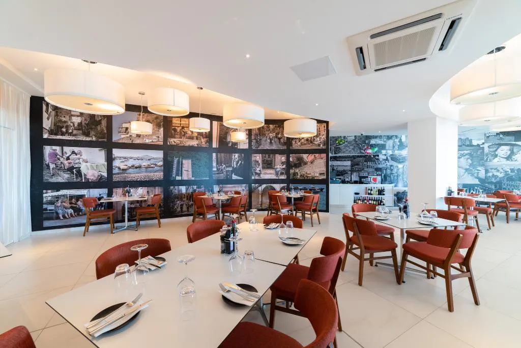 Restaurant, The Ramla Bay Resort, Malta