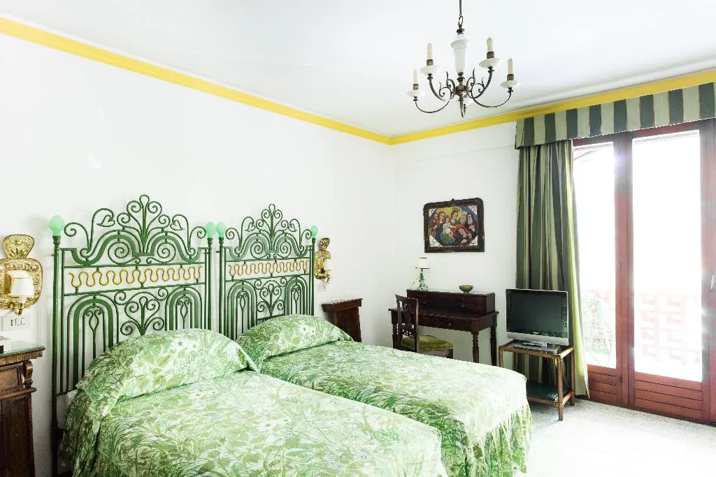 Double or Twin STANDARD Room, Residenza d'Epoca Albergo Quattro Fontane, Venice