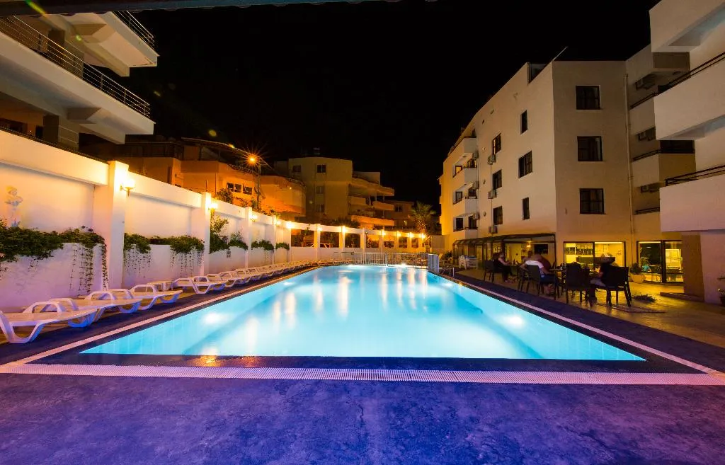Pool, Tuntas Suites Altinkum, Bodrum