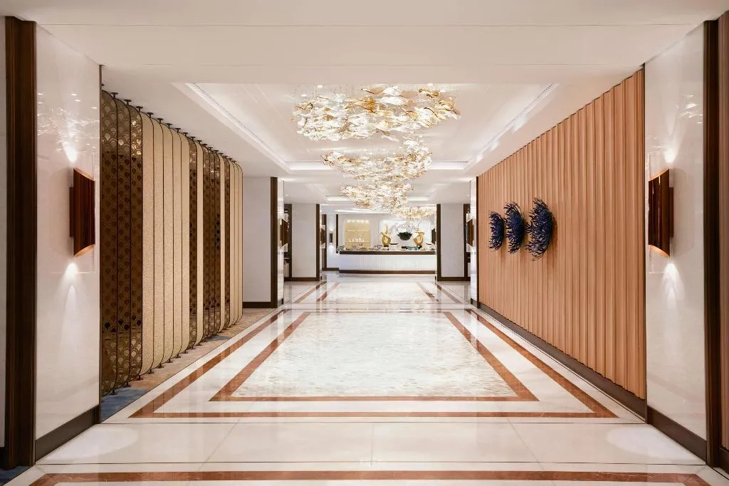 Lobby, Atlantis The Palm, Dubai