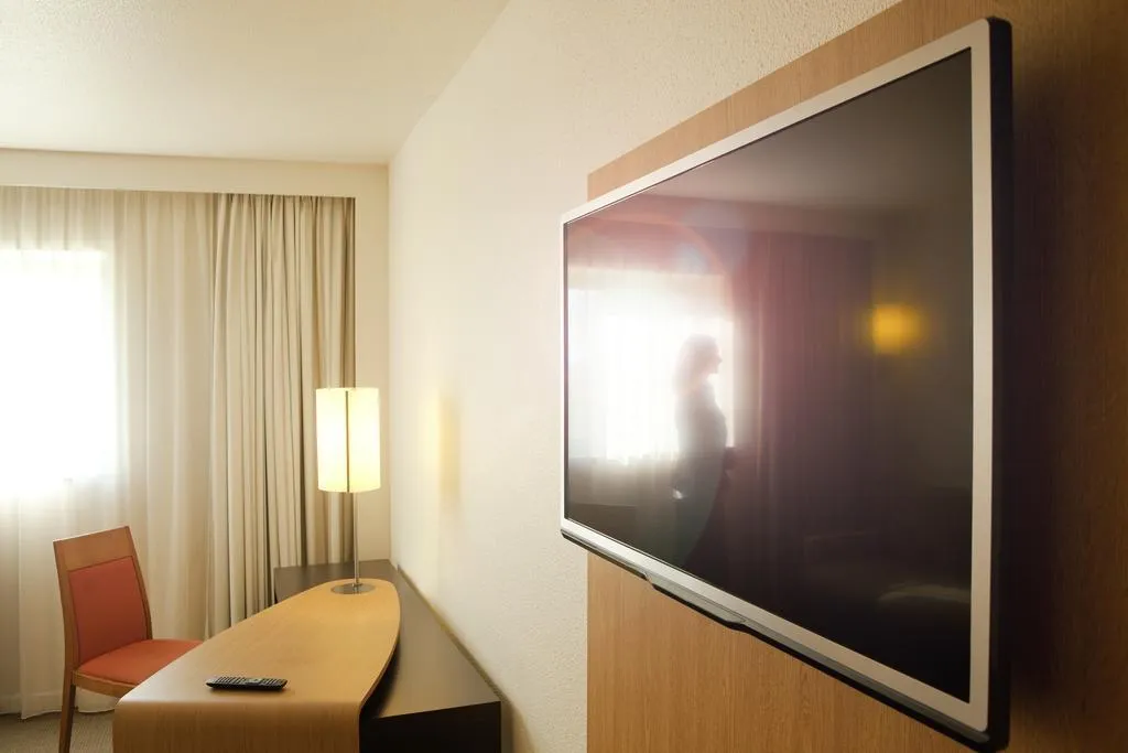 SINGLE SUPERIOR Room, Novotel Lisboa, Lisbon