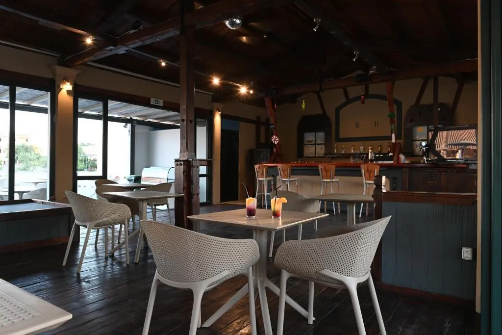 Bar, Sungate, Corfu