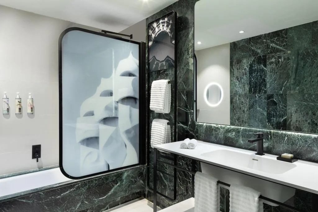 Room, Renaissance Barcelona, Barcelona
