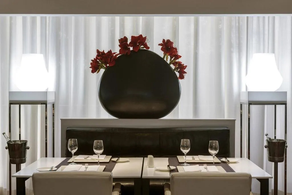 Restaurant, Hilton Madrid Airport, Madrid