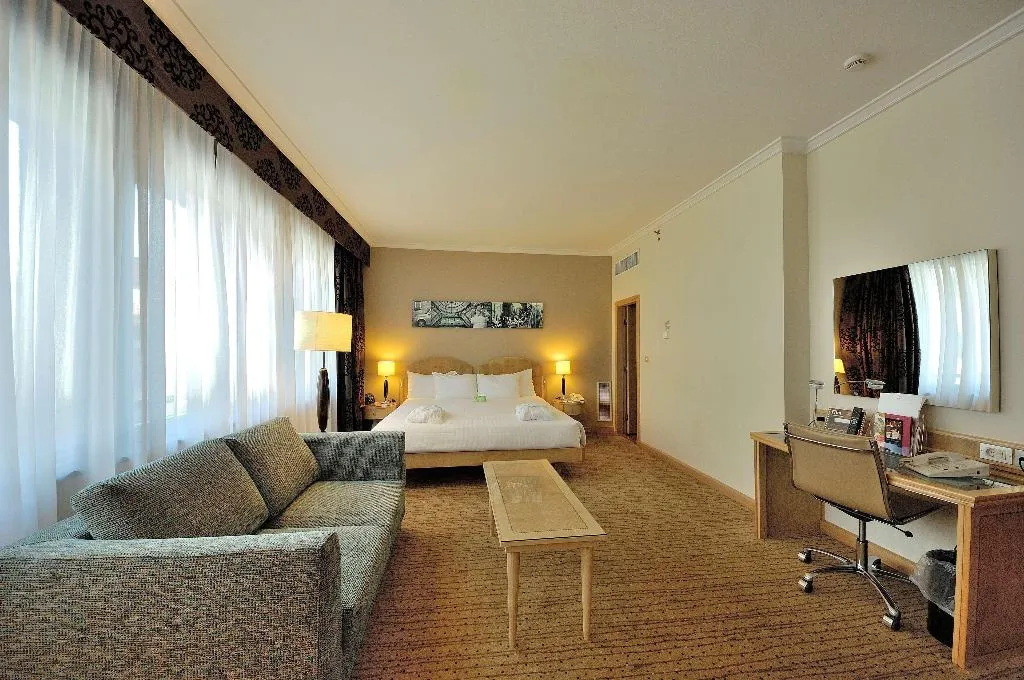 Room, Hilton Milan, Milan