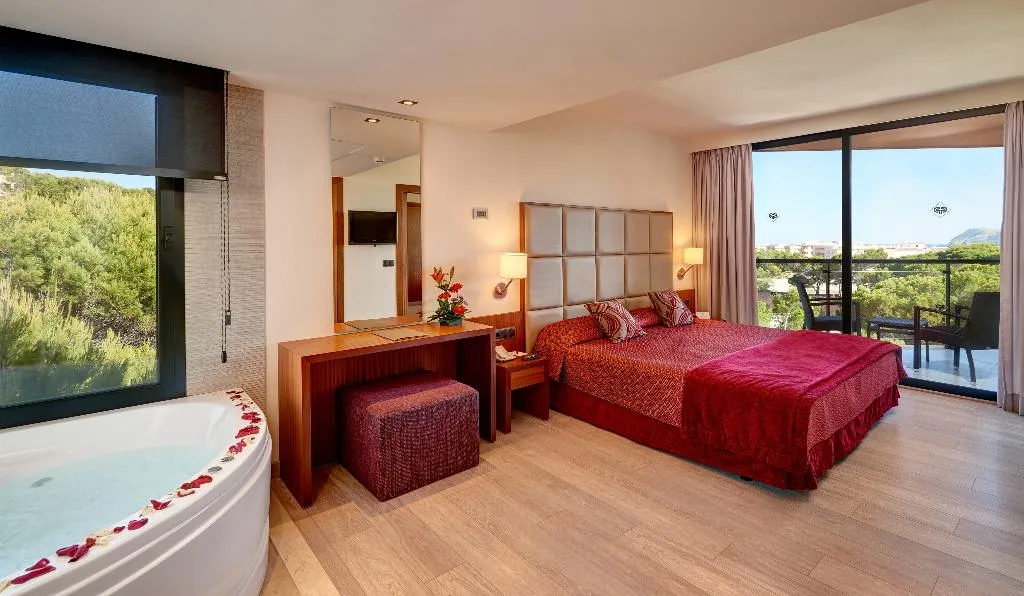 JUNIOR SUITE SUPERIOR Room, Protur Turó Pins Hotel, Majorca