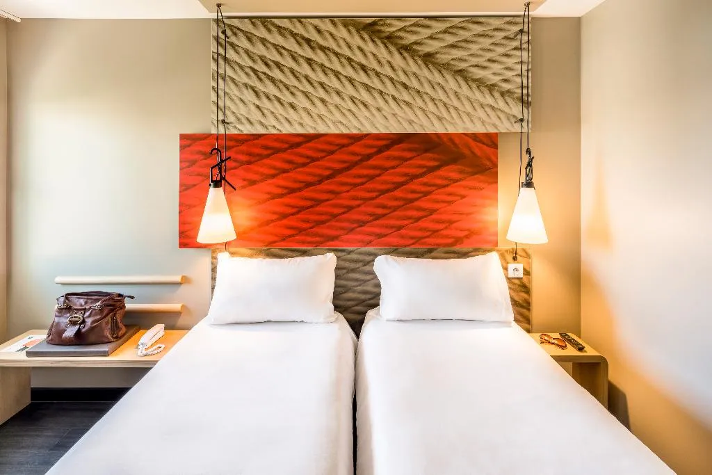 TWIN STANDARD Room, Ibis Faro Algarve, Algarve