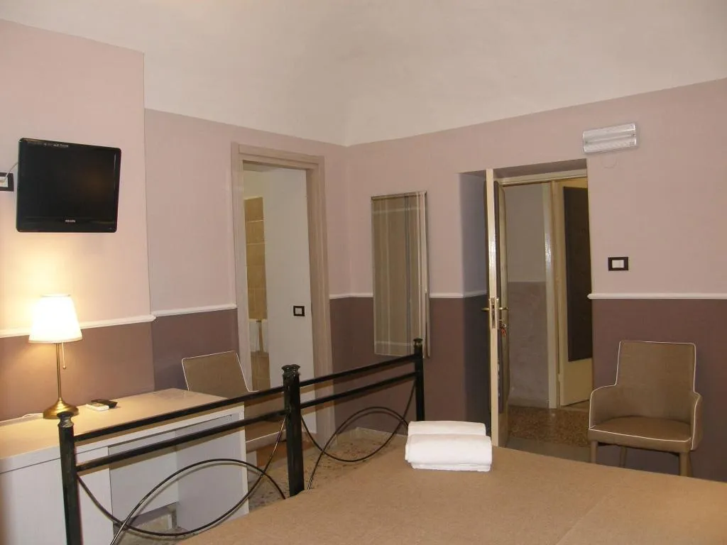 Room, Gattopardo House, Catania