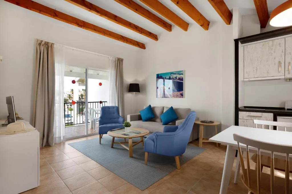 APARTMENT SEA VIEW Room, TRH Tirant Playa, Menorca