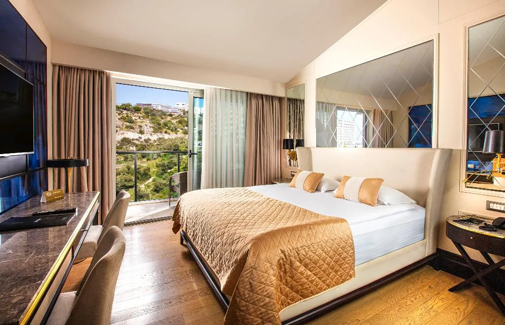 DOUBLE SINGLE USE SUPERIOR SIDE SEA VIEW Room, Charisma De Luxe Hotel, Izmir
