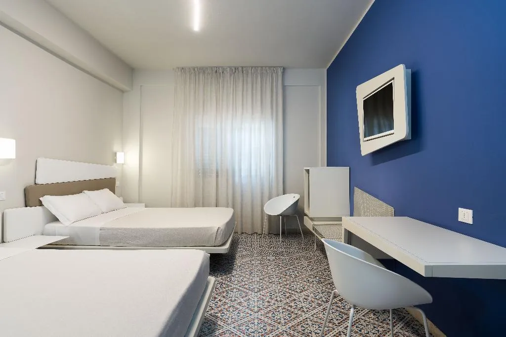 QUADRUPLE SUPERIOR Room, Saracen Sands Hotel & Congress Centre, Palermo