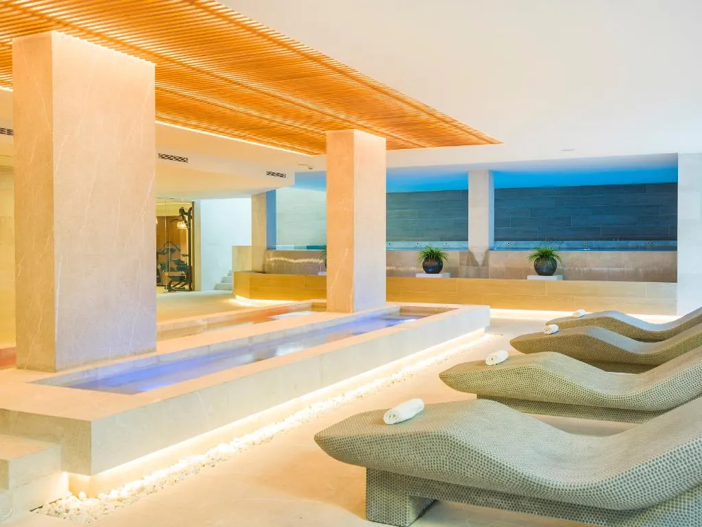 Sports and Entertainment, Club del Sol & Spa, Majorca