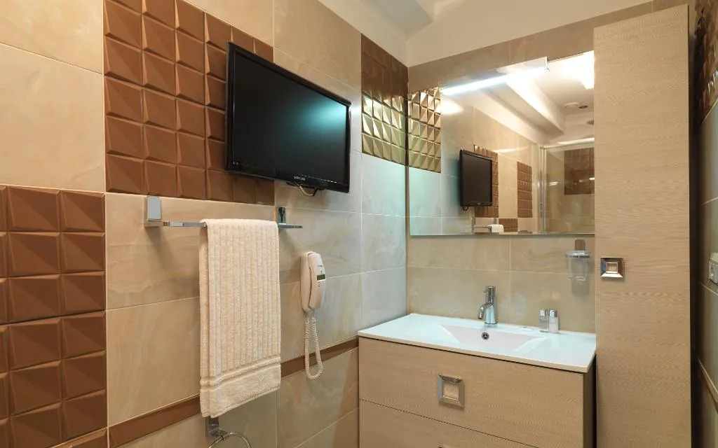 DOUBLE SUPERIOR Room, LE REVE DE NAIM Roma, Rome