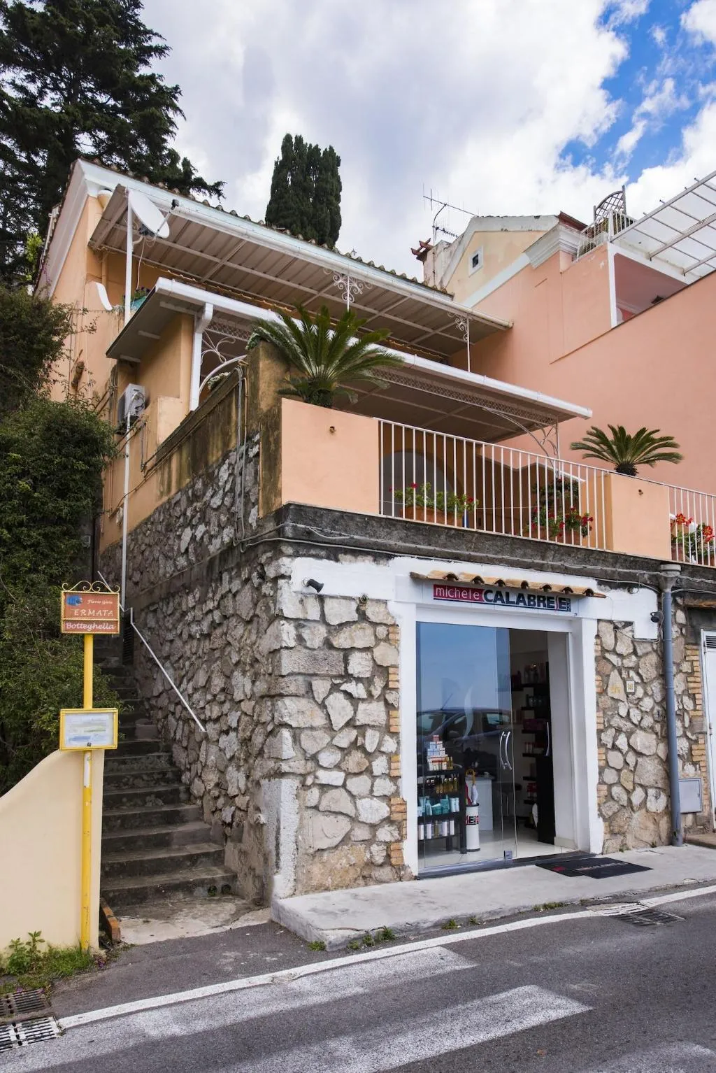 General view, Villa Sette Venti, Naples