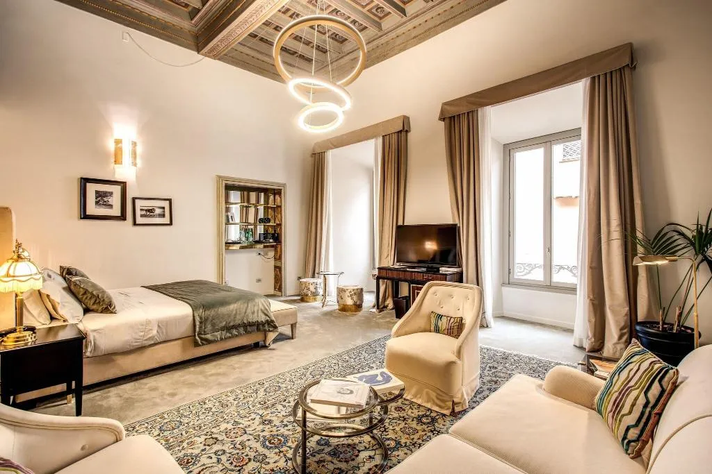 SUITE DELUXE KING BED Room, Martius Private Suites Hotel, Rome