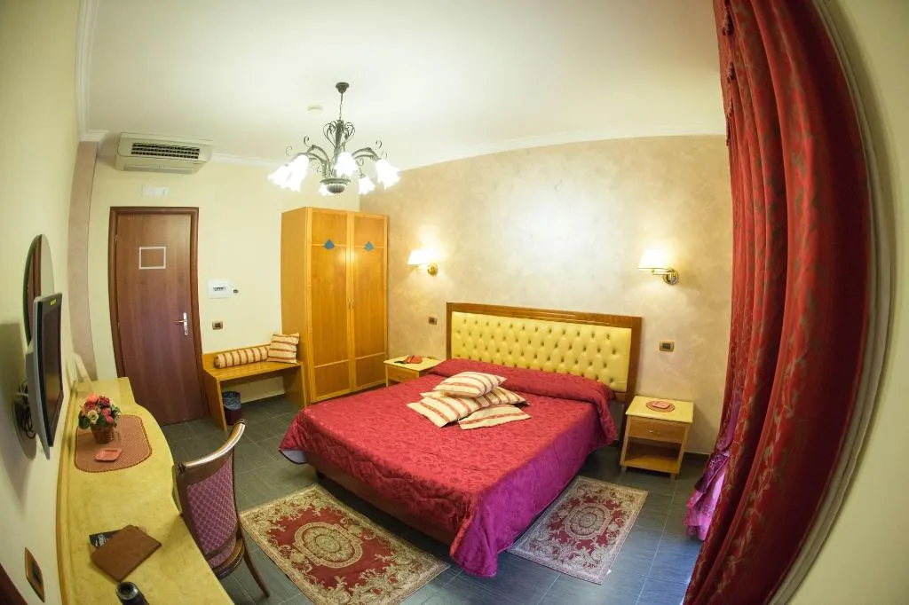 Room, Bellavista, Naples