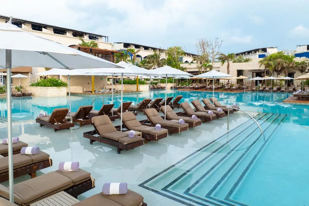 Pool, Hard Rock Hotel Riviera Maya All Inclusive, Cancun Area
