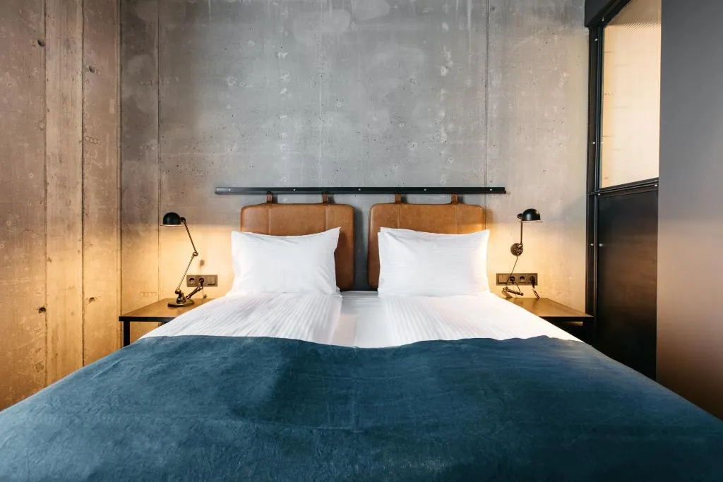 DOUBLE HARBOUR VIEW Room, Exeter Hotel, Reykjavik