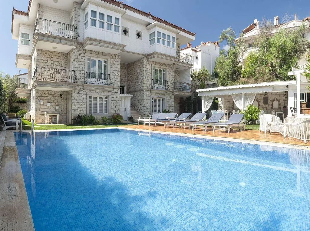 Sports and Entertainment, Derin Konak - Adults Only, Izmir