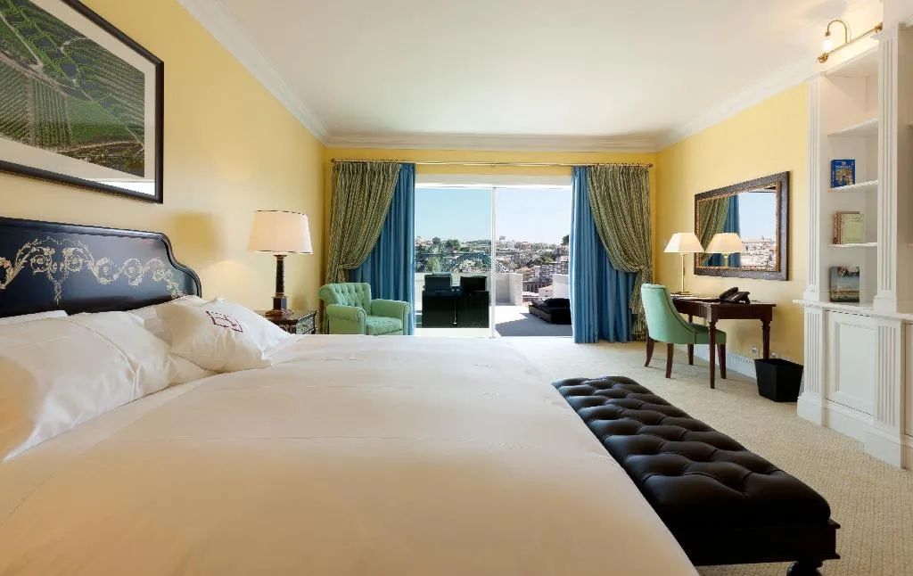 SUITE WITH VIEWS Room, The Yeatman, Porto