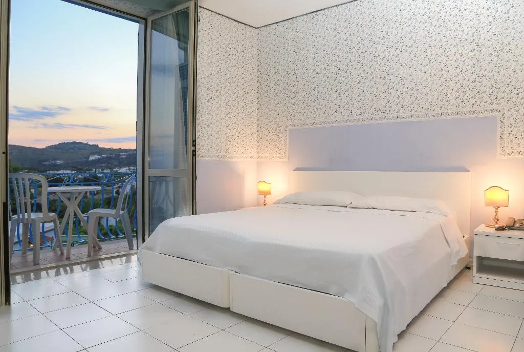 Double or Twin SEA VIEW Room, Loreley, Naples