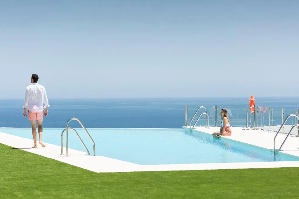 Pool, Apartamentos Martalia Nerja, Costa Del Sol