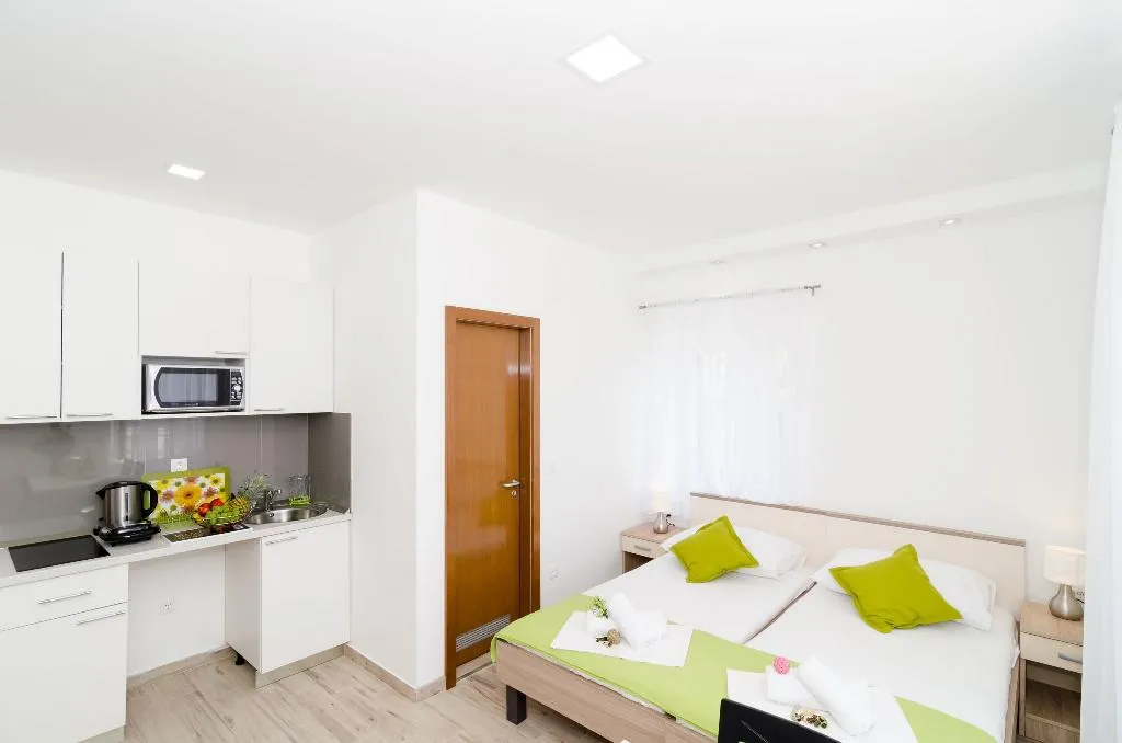 STUDIO SIDE SEA VIEW Room, Apartments  Gabrieri, Dubrovnik
