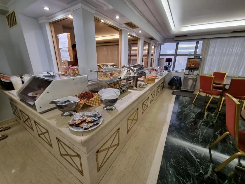 Restaurant, Savoy, Athens