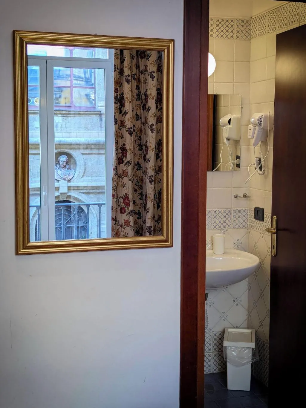 Room, La Locanda Dell Arte, Naples