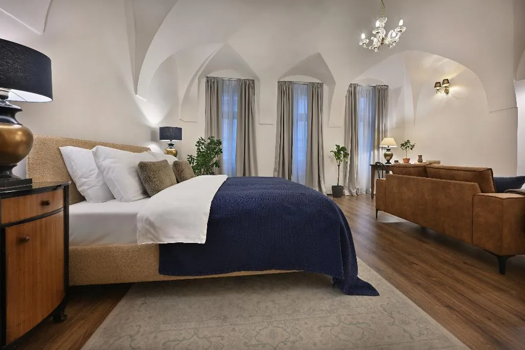 SUITE DELUXE KING BED Room, U Šuterů Boutique Hotel, Prague