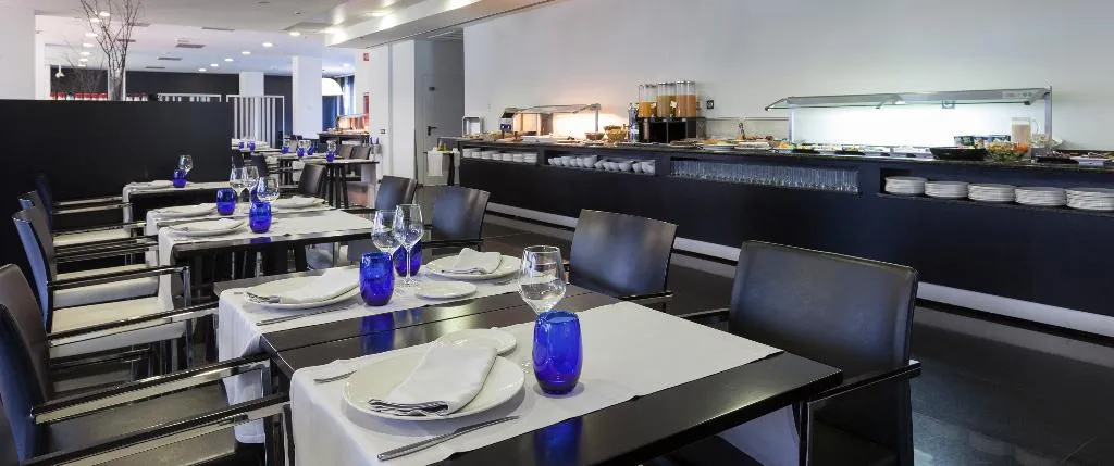 Restaurant, Axor Barajas, Madrid