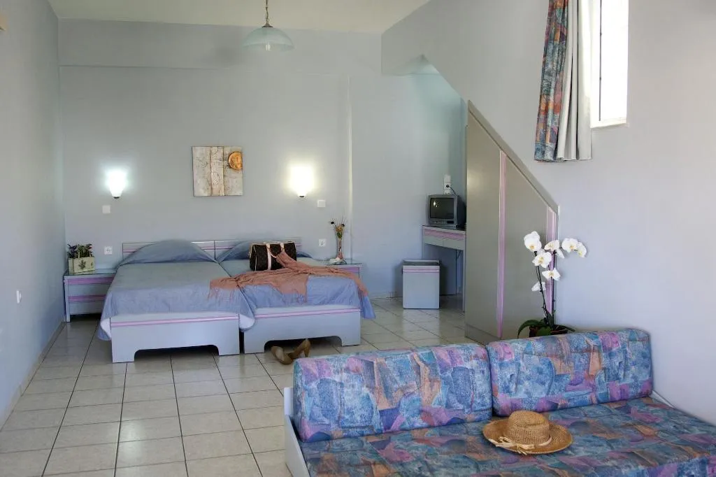 Room, Ermis Suites, Crete