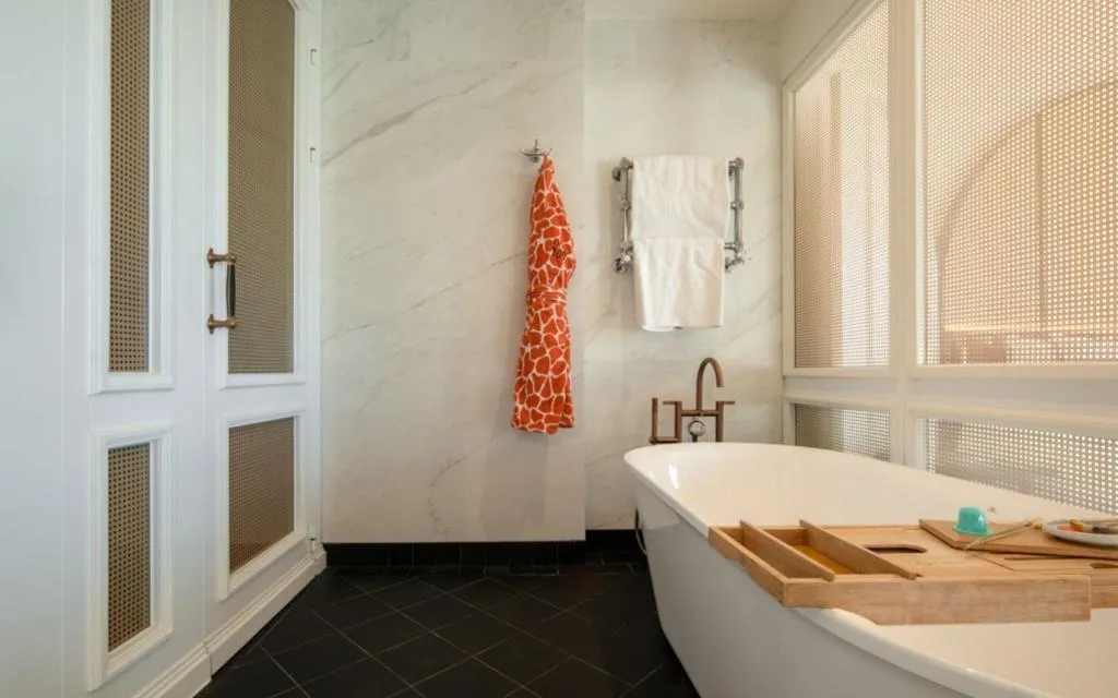 SUITE Presidential Room, Only YOU Hotel Valencia, Valencia