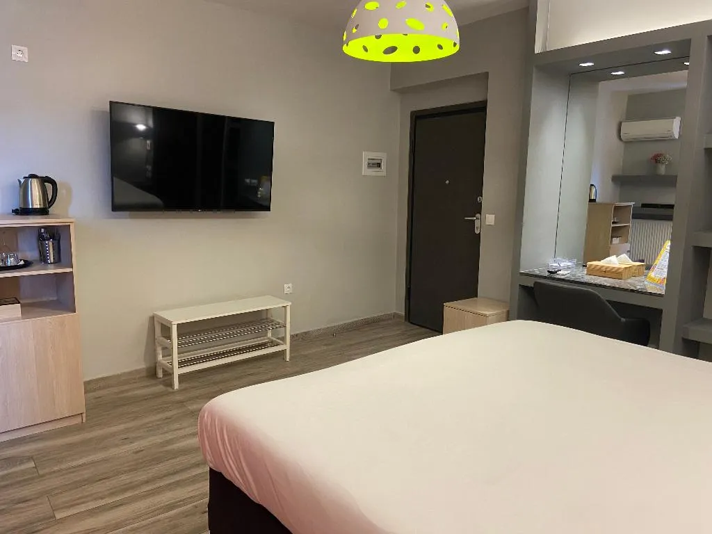 DOUBLE WITH VIEWS Room, Connect Studios and Apartments, Athens