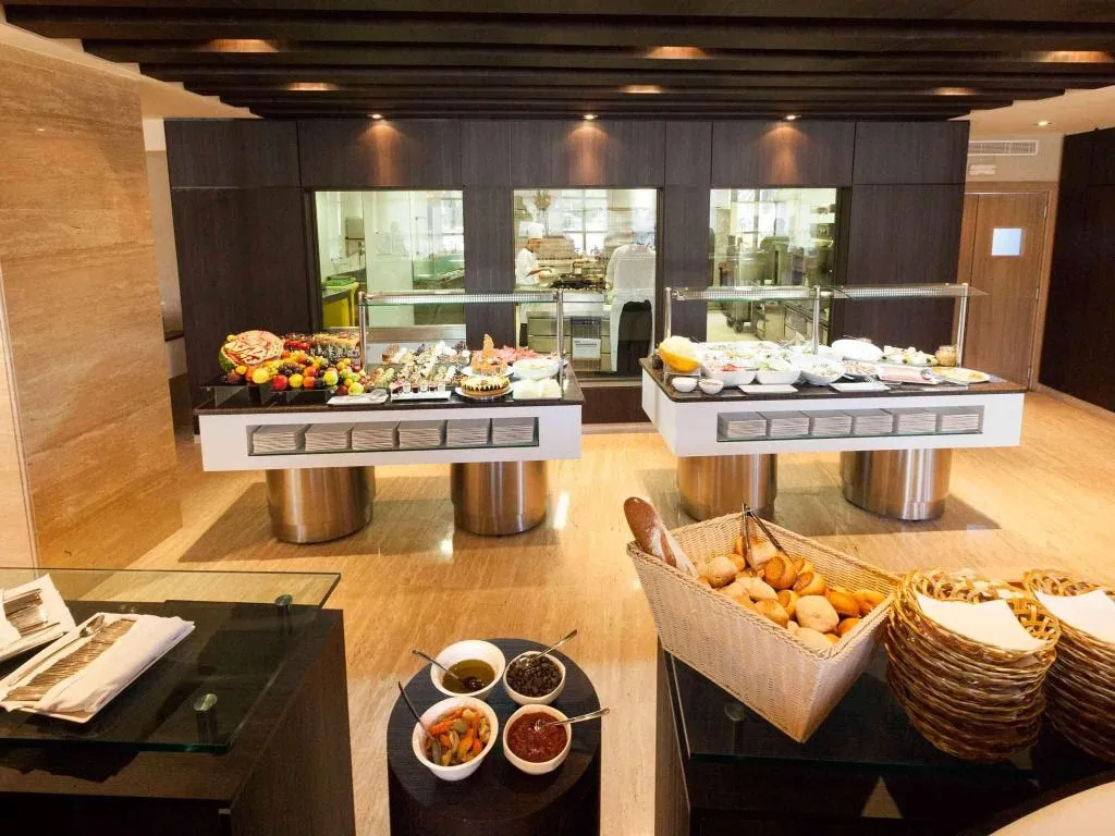 Restaurant, Novotel Tunis, Tunisia