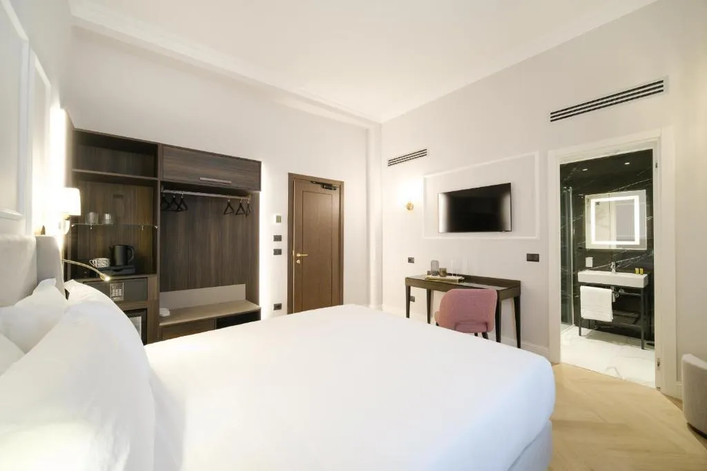 DOUBLE SUPERIOR Room, BH Hotel Roma, Rome