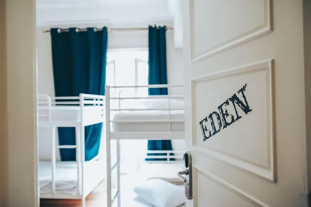 Room, Urban Garden Hostel, Lisbon