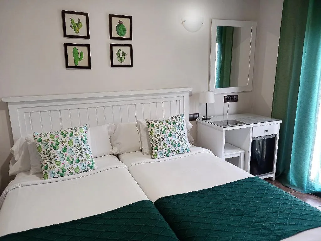 TWIN STANDARD Room, Medina de Toledo, Madrid
