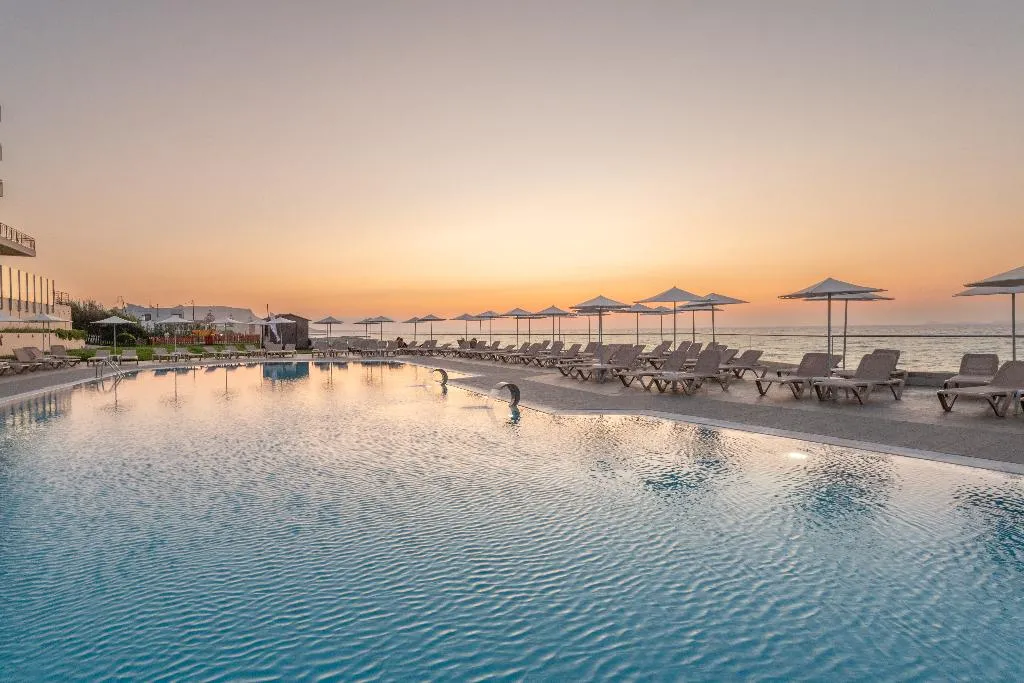 Pool, Themis Beach Hotel, Crete