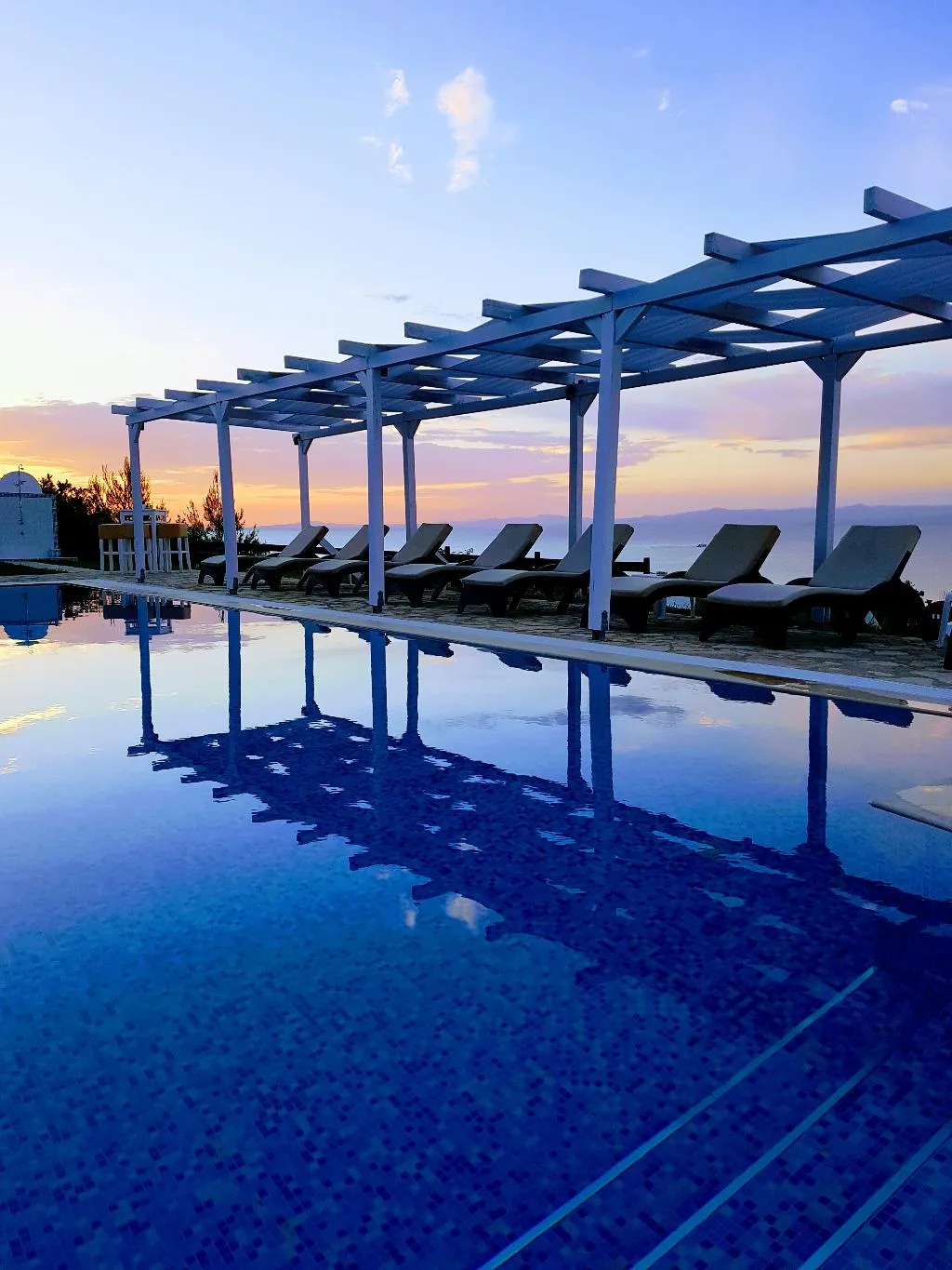 Pool, Bungalow White Apartments and Suits, Halkidiki