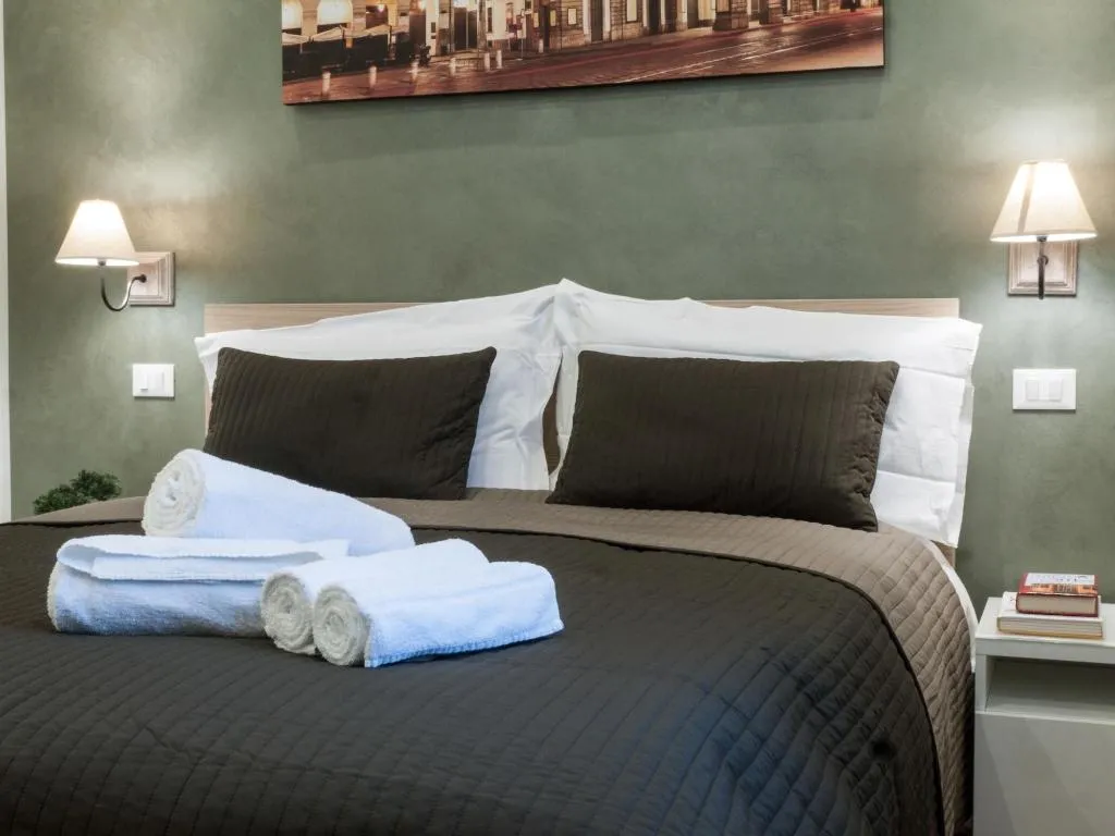 Room, Bed Milano Linate, Milan