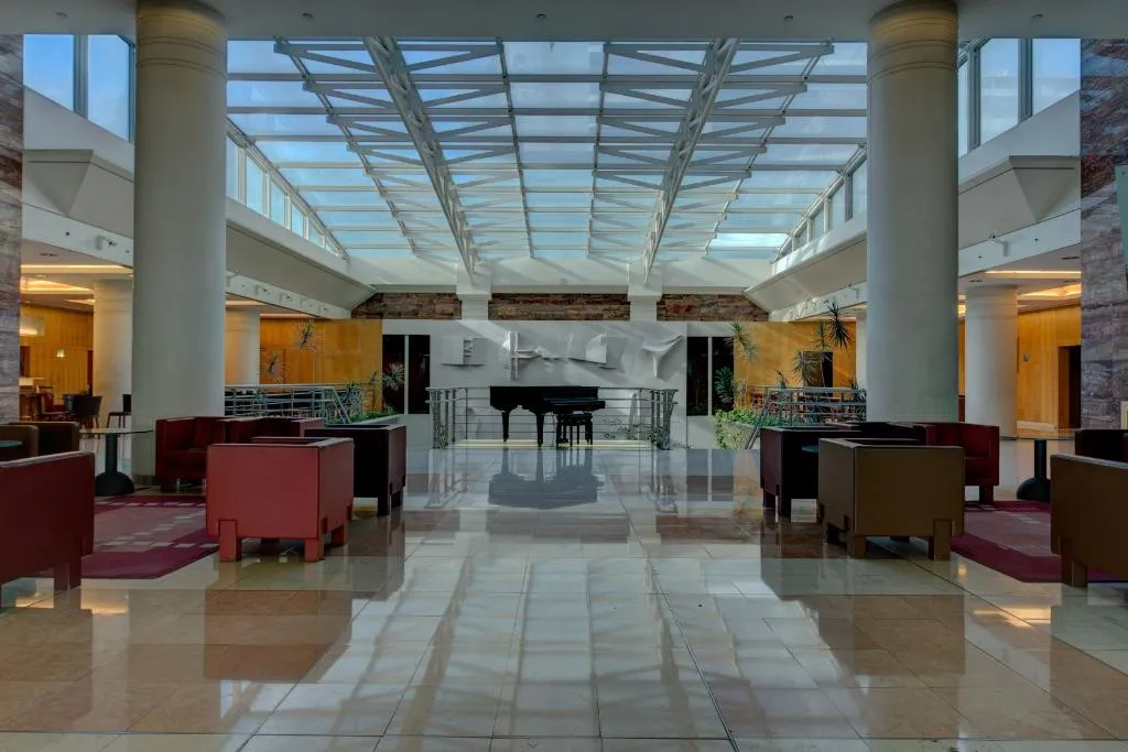 Lobby, VIP Executive Entrecampos - Hotel & Conference, Lisbon