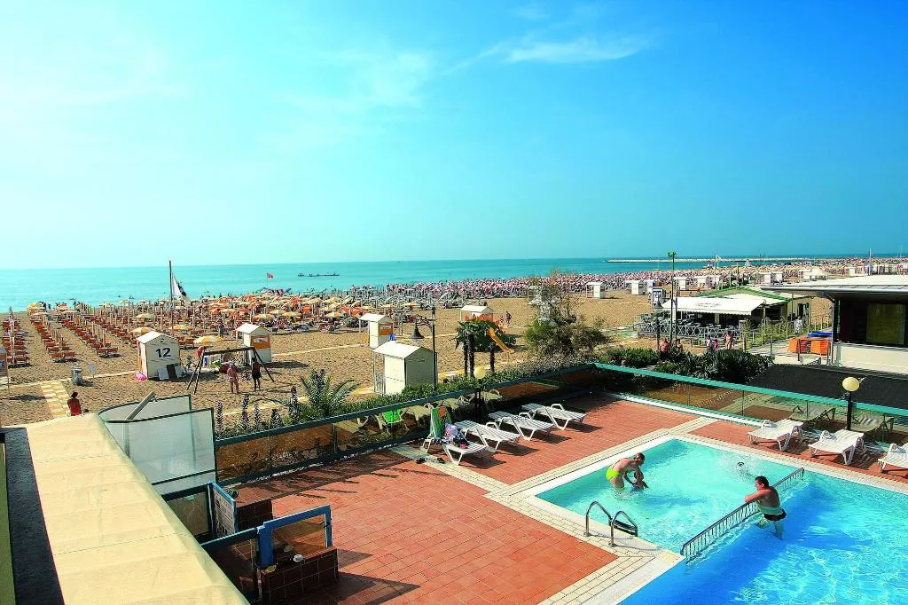 Sports and Entertainment, Touring, Venice