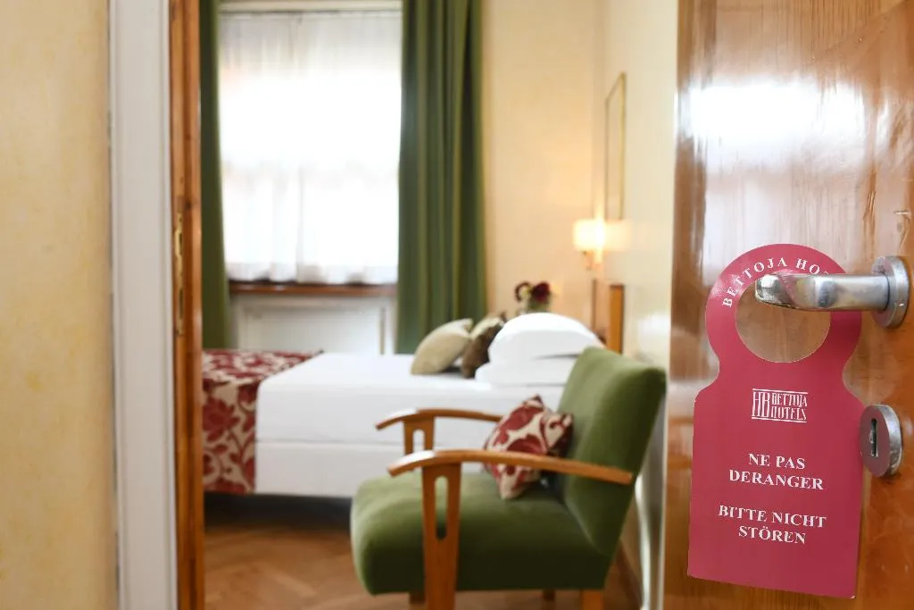 SINGLE CLASSIC Room, Bettoja Hotel Mediterraneo, Rome