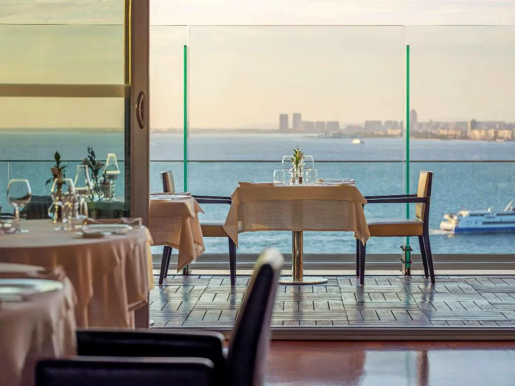 Restaurant, Swissotel Buyuk Efes Izmir, Izmir