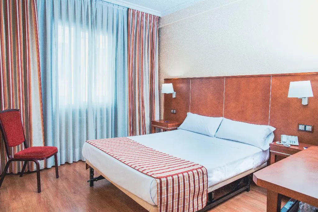 DOUBLE SINGLE USE STANDARD Room, Cason del Tormes, Madrid