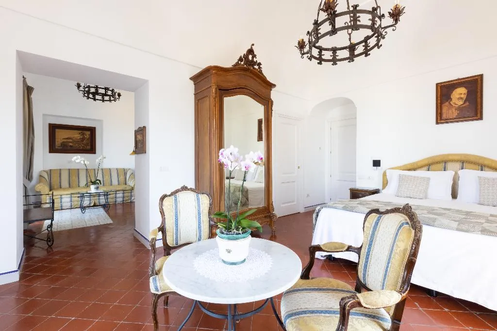 JUNIOR SUITE SEA VIEW Room, Oasi Olimpia Relais, Naples